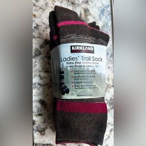 Kirkland Signature Ladies' Trail Socks - Brown and Pink